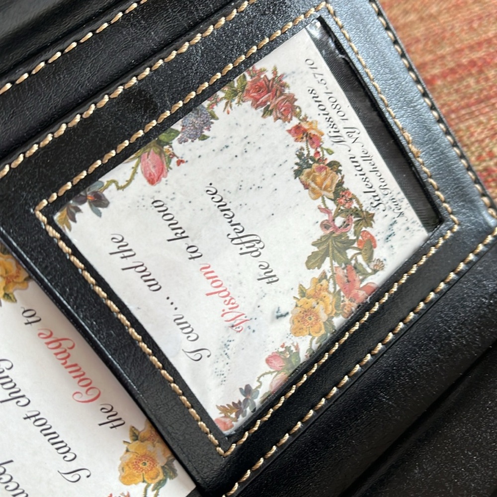 Gucci Wallet - Picture 5 of 9